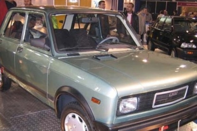 وزير قطاع الأعمال : النصر للسيارات لن تنتج سيارة مصرية 