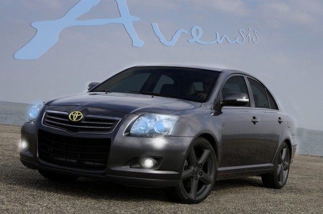 تويوتا أفينسيس 2007 توفرت في مصر بسعر 165 ألف جنيه