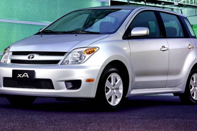 تويوتا XA . . هل رأيتم هذه السيارة من قبل في الطرق ؟!!