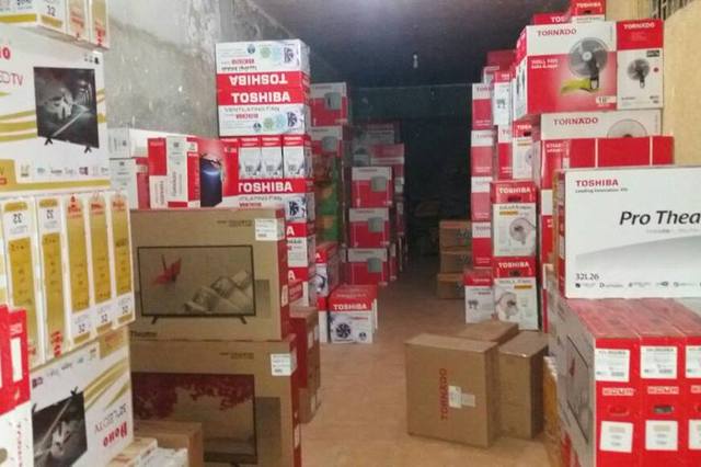 محافظ القاهرة يشدد على رفع السيارات المهملة وضبط جراجين مخالفين