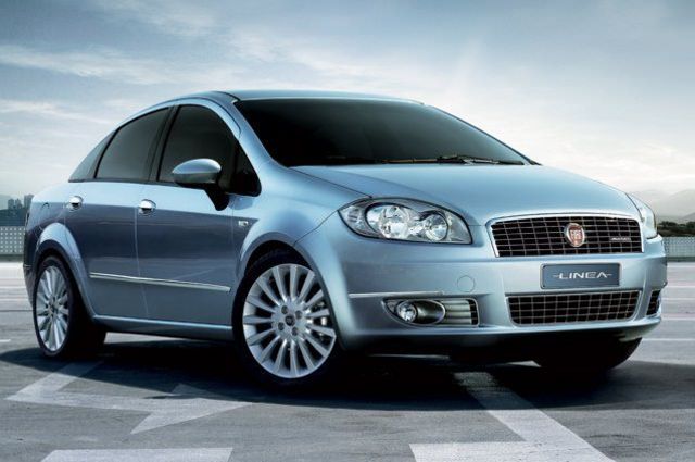 فيات لينيا سيارة صالون مميزة ولكن اعادة بيعها الصعبة مشكلة