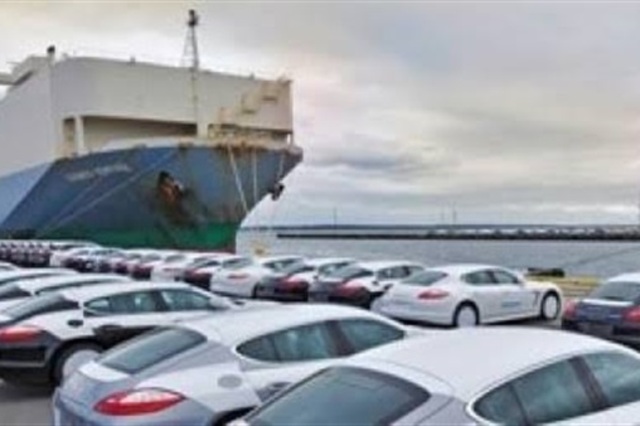 1543 سيارة ملاكي ونقل تدخل مصر من جمرك السويس في ديسمبر