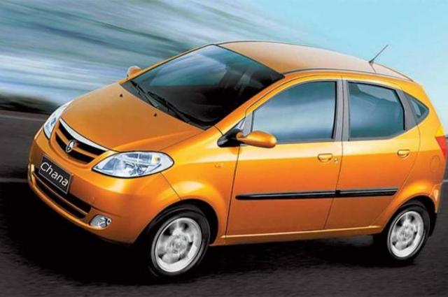 شانا بيني الهاتشباك بخمسة أبواب ومتوسط 55 ألف جنيه للموديلات الأقدم 