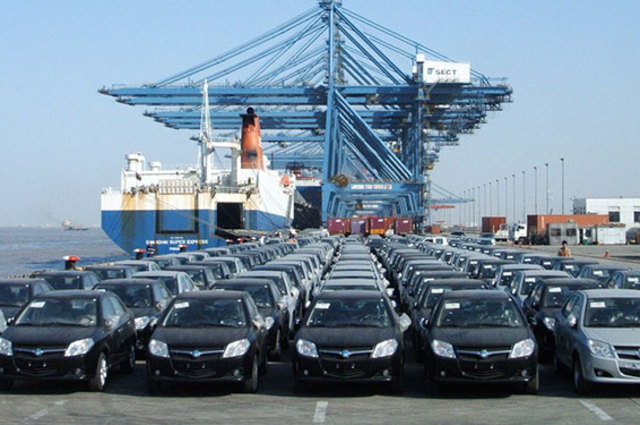 جمارك السيارات تنخفض . . وأسعار السيارات ترتفع !!