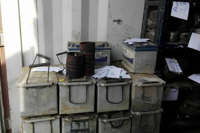 بالصور : معاينة أصناف مزاد قطع غيار الشركة العربية للنقل والسياحة 