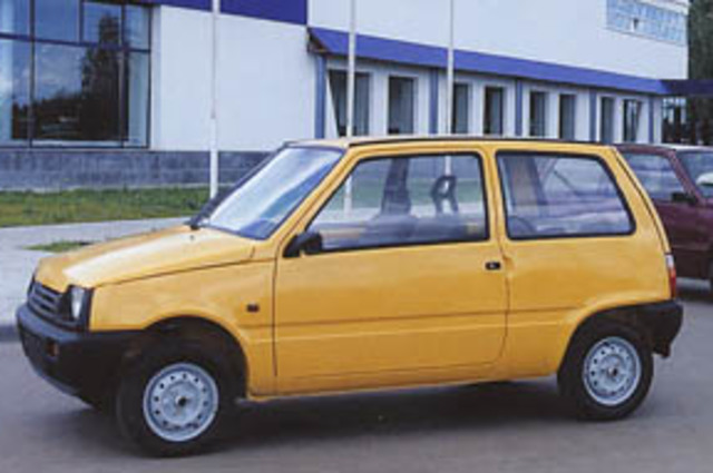 لادا أوكا سيارة صغيرة الحجم بسعر منافس واقتصادية في الوقود