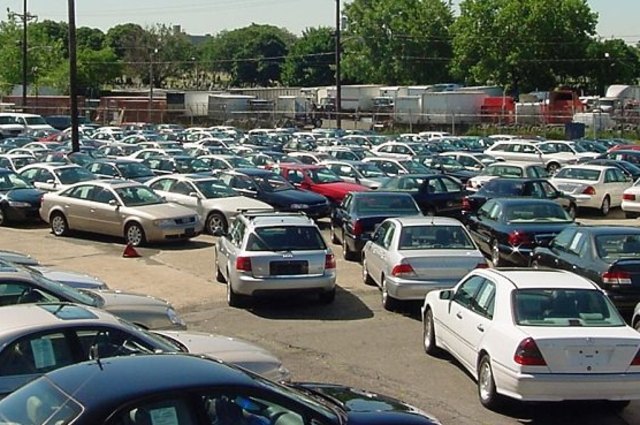 مواقع بيع السيارات المستعملة ساعدت البائعين في تحديد أسعار سياراتهم