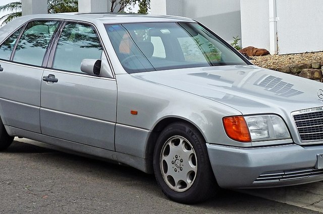 مرسيدس SEL 300 تبدأ من متوسط 170 ألف جنيه تقريباً