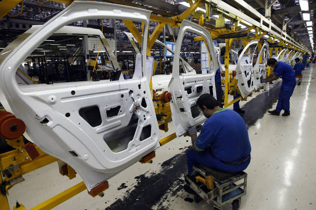 تعاون مصري ألماني مرتقب في مجال انتاج مكونات السيارات