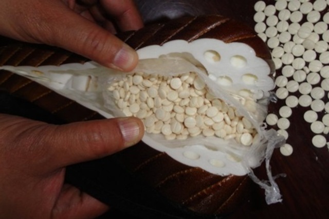 626 ألف قرص مخدر تضبط في مقطورة بسفاجا قبل تهريبها للسعودية