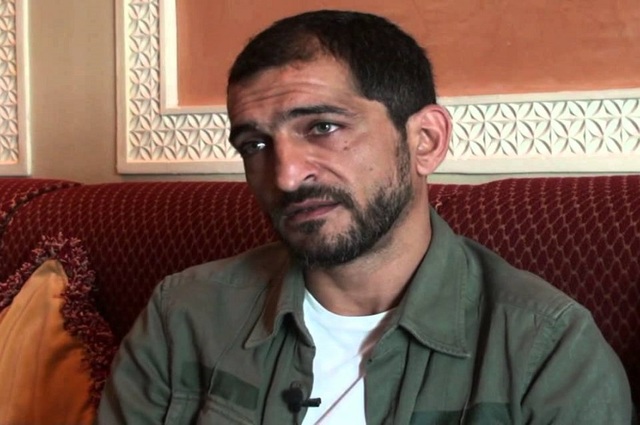 الحكم اليوم بحبس عمرو واكد بعد إدانته بتحطيم سيارة طالب