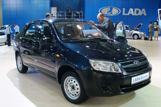 الروس قادمون من جديد ولادا تعود للتجميع بمصر