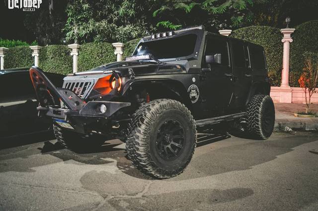 سيارات معدلة بجنون في تجمع بالميرغني 