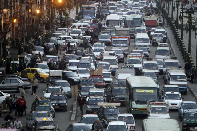 المرور يعد خطة كاملة لمواجهة الزحام خلال وبعد مباراة مصر والكونغو