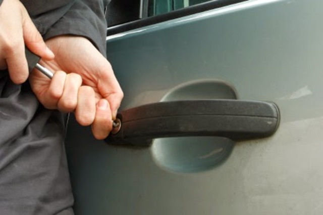 جهاز جديد لمنع دوران محرك السيارة في حالة سرقتها يظهر في مصر