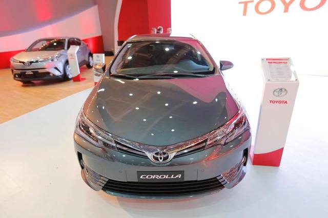 تجربة قيادة لـ CH-R وكورولا الجديدة تبدأ من 300 ألف حنيه