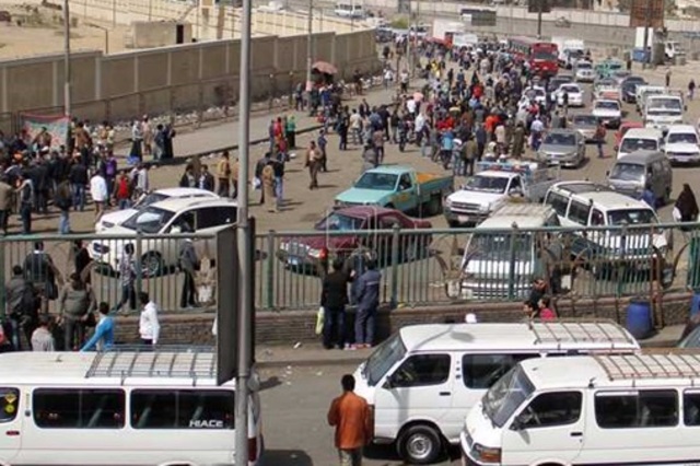 شباب مصري يبتكرون فكرة تطبيق لمراقبة الميكروباصات والتاكسي