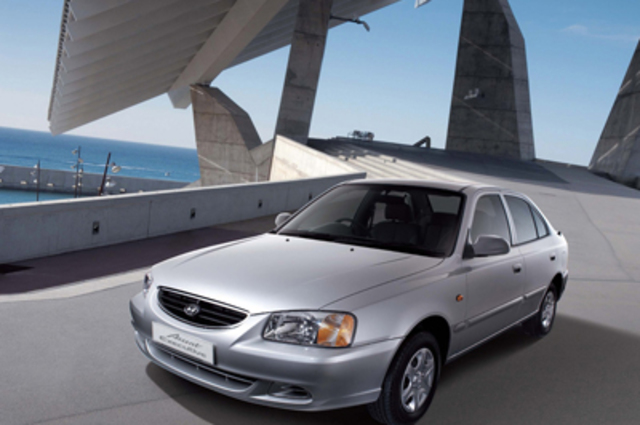 هيونداي فيرنا فيفا المستعملة بمتوسط من 90 الي 118 ألف جنيه