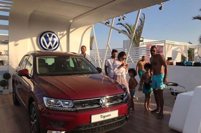 زيارة لاعب الكرة السابق محمد شوقي لجناح فولكس فاجن في الساحل