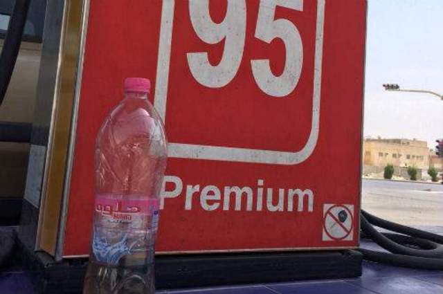 شائعات وضع بنزين 95 بدلاً من 92 غير صحيحة في توفير المسافات وتحسين الأداء