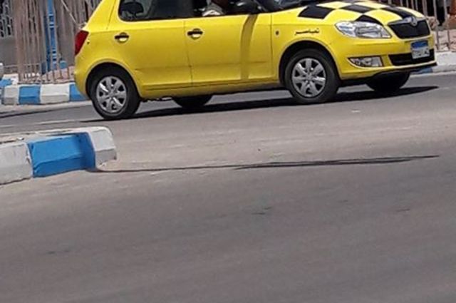 جدل بعد ظهور سيارة بمرسي مطروح عليها عبارة Stop and Follow Me 