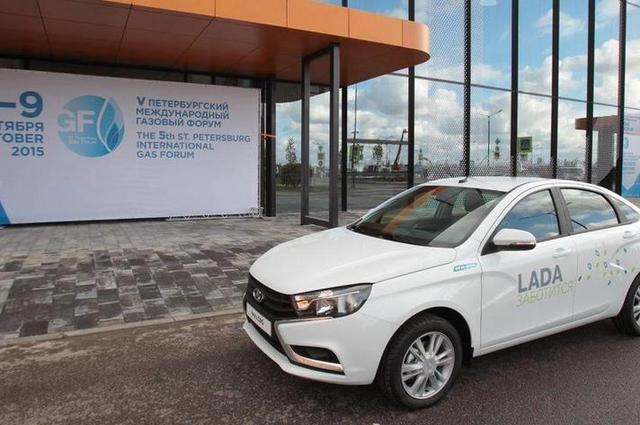 أفتوفاز تبدأ انتاج لادا فيستا CNG التي تقطع 1000 كم بخزان وقود واحد