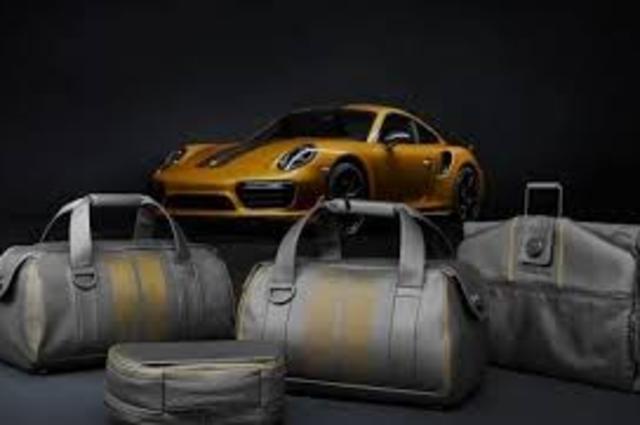 بورشه "911 Turbo S" سيارة بحقيبة يد و "ساعة يد" وبسعر خيالى