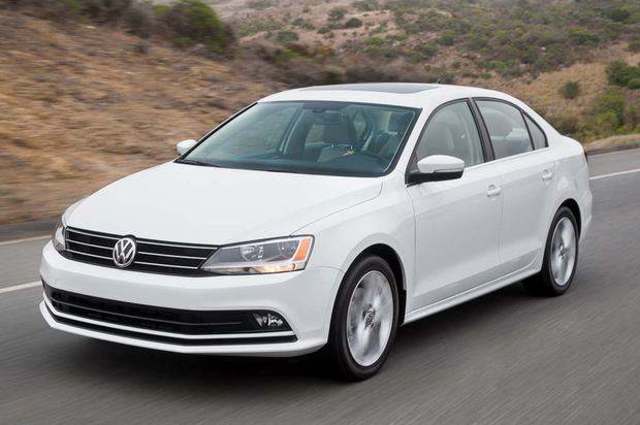 خصومات تبدأ من 19 ألف جنيه علي فولكس فاجن جولف وجيتا في مصر