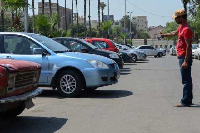 مشروع قانون تنظيم أماكن الانتظار يسعي لحل مشكلة السياس