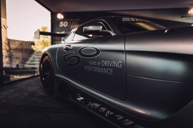 مرسيدس GT3 AMG سيارة إحتفالية الــ 50