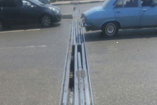 زحام مرروي متوسط وتواصل اصلاح فاصل كوبري الطيران 