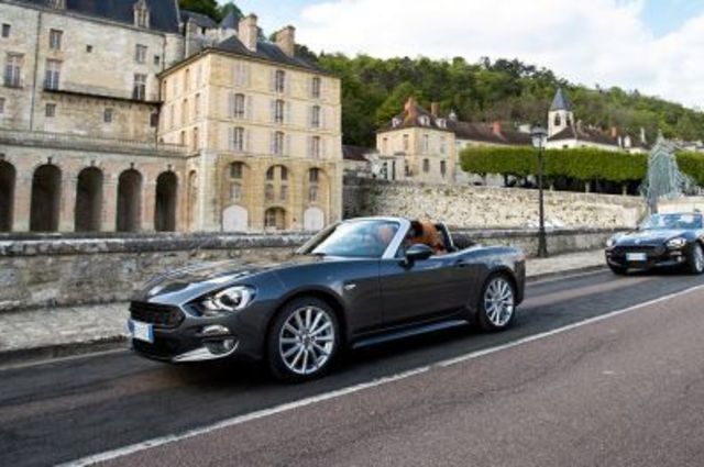  فيات 124 سبايدر " الإيطالية تستعرض رشاقتها فى أنحاء فرنسا "