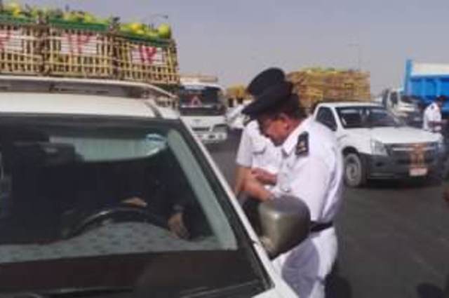 مرور القاهرة يعزز تواجده في الطرق ويشن حملات مرورية