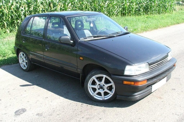 دايهاتسو شاريد المستعملة الصغيرة تبدأ من أسعار 24 ألف جنيه