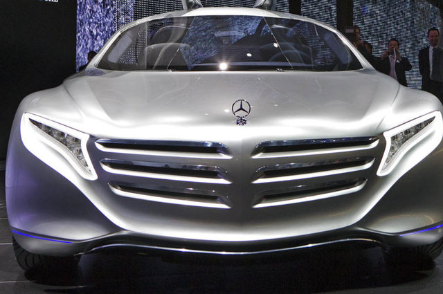 مرسيدس تتحدى بوجاتي بــ AMG HYBRID 2018 " Project 1 " 