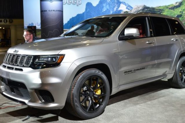  جيب جراند شيروكي Trailhawk  2018 ذات الاداء " المذهل "