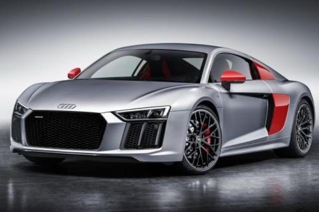 أودي R8 V10 Sport  ذات الرداء الأحمر