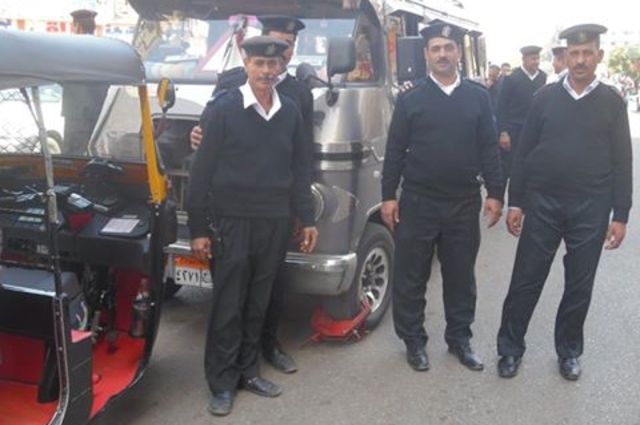 تكدسات بدائري المريوطية وميدان سفنكس وضبط مركبات مخالفة في روض الفرج