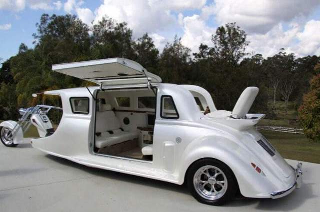 هارلي ديفيدسون ليموزين الأكثر أناقة وغرابة في العالم 