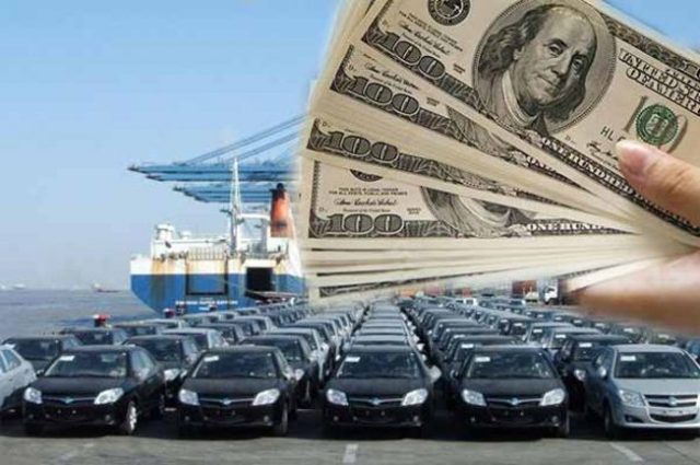 الجالية المصرية في الكويت تطالب وزير الهجرة باعفاء سياراتهم 