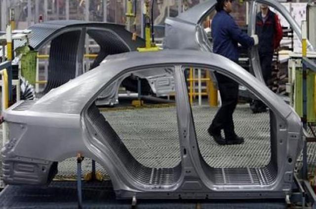 التعليم العالي تطرح فكرة مسابقة لتصميم سيارة مصرية 