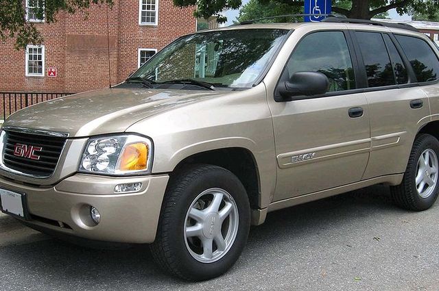 GMC انفوي . . سيارة مستعملة محدودة التواجد بأسعار تتراوح حول 150 ألف جنيه