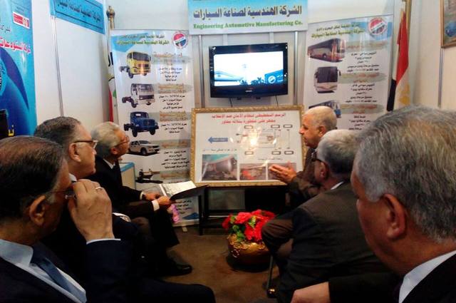الهندسية للسيارات تشارك في معرض القاهرة الدولي وتحظي بزيارة رئيس الوزراء