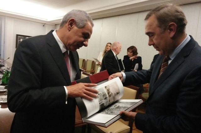 وفد بولندي من شركات الصناعات المغذية للسيارات يزور مصر قريباً