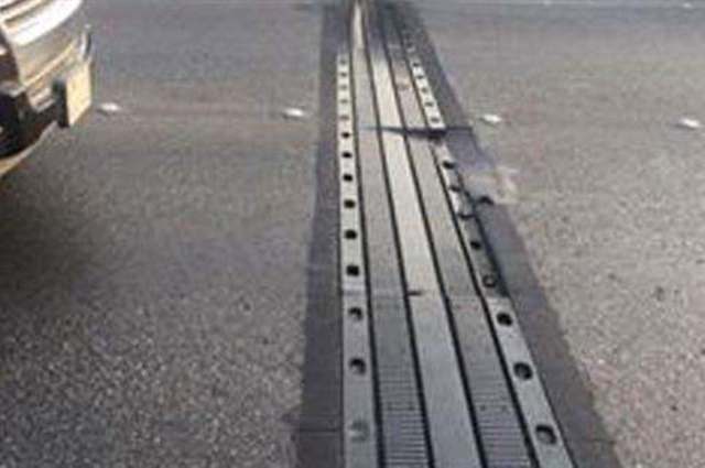 غلق كوبري أكتوبر جزئياً 3 أيام بداية من الجمعة وردم حفرة بميدان الطيران