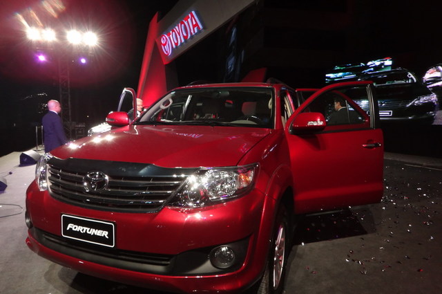 حلم المصريين في الخارج بادخال سيارات معفاة من الجمارك يقترب من الواقع