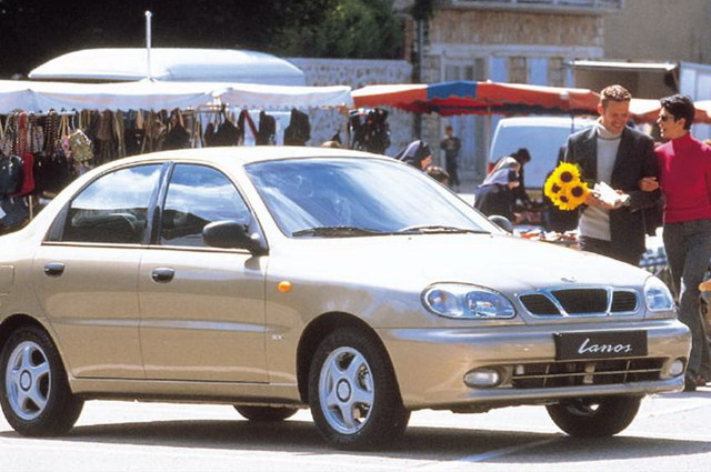 دايو لانوس المستعملة . . صغيرة مدمجة تقدم بثلاث فئات وبسعر يبدأ من 50 ألف جنيه