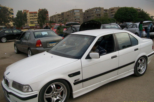 خاص هتلاقي : BMW الفئة الثالثة بتعديلات M الكاملة بسعر 105 ألف جنيه