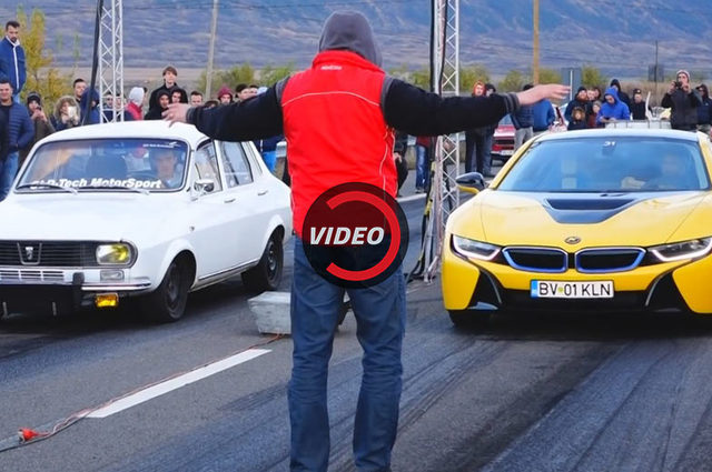 فيديو : سيارة رينو قديمة تتحدي BMW i8 في سباق من نوع خاص !! 