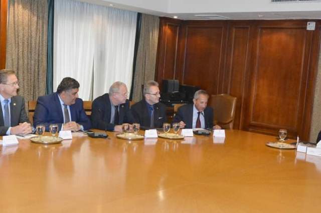 تعاون مصري ألماني مرتقب لانشاء مراكز تدريب متخصصة في صناعة السيارات